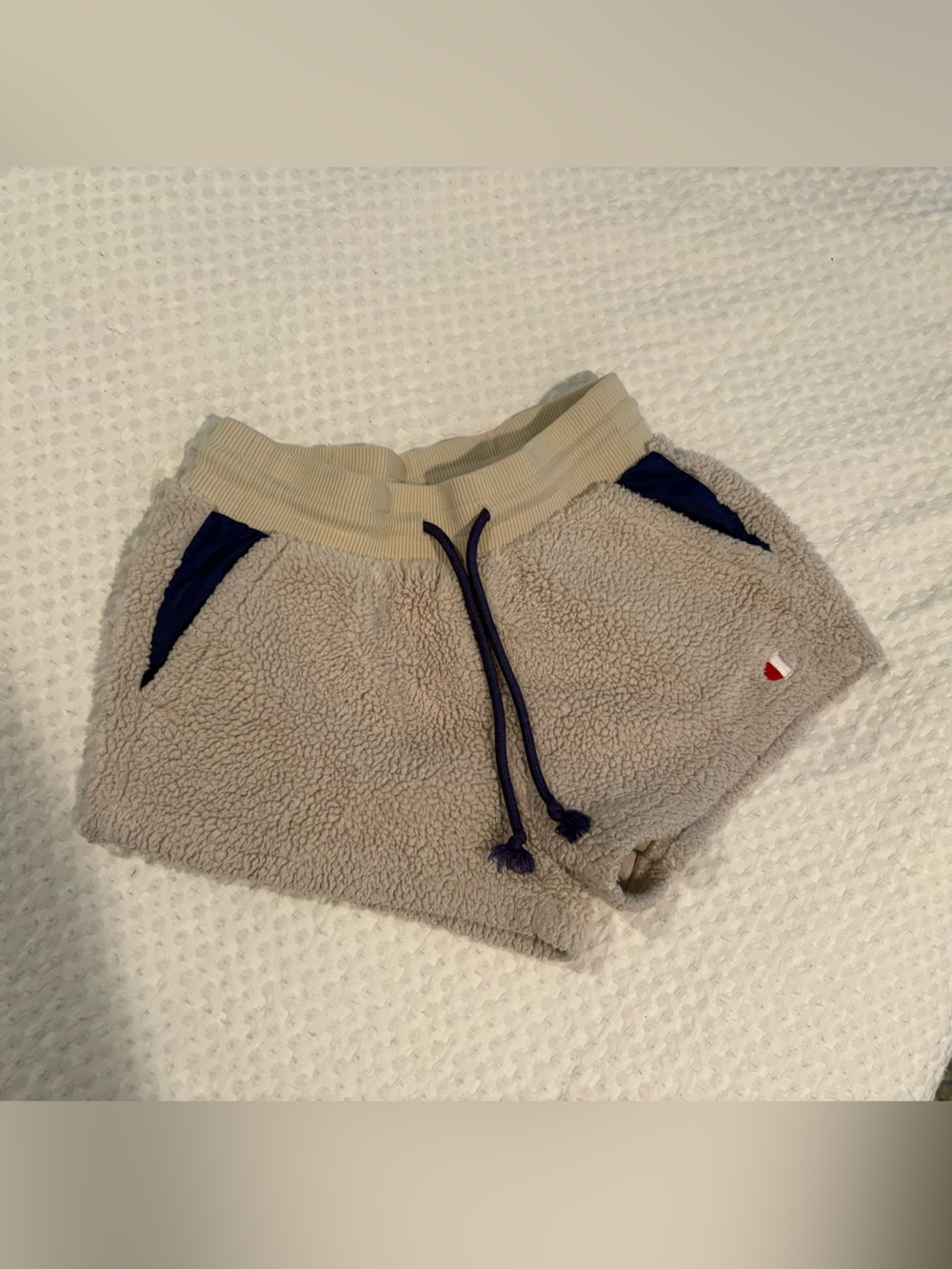 Champion X-Small Cream Sherpa Shorts